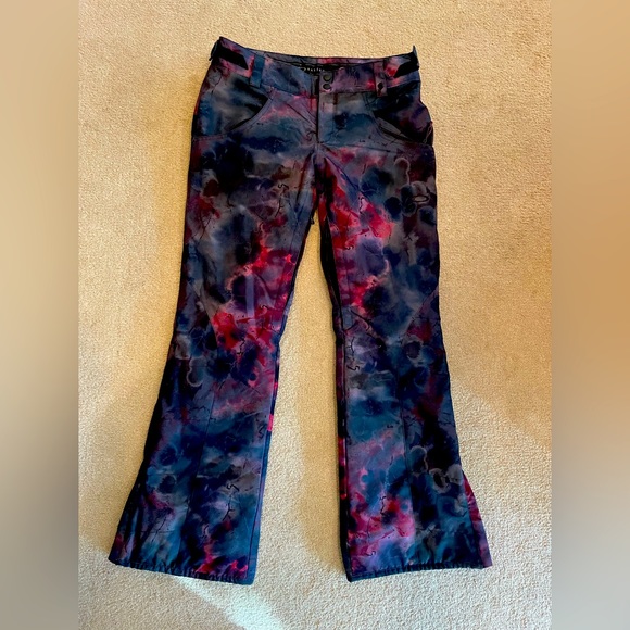 Other - womens Oakley snow pants size small